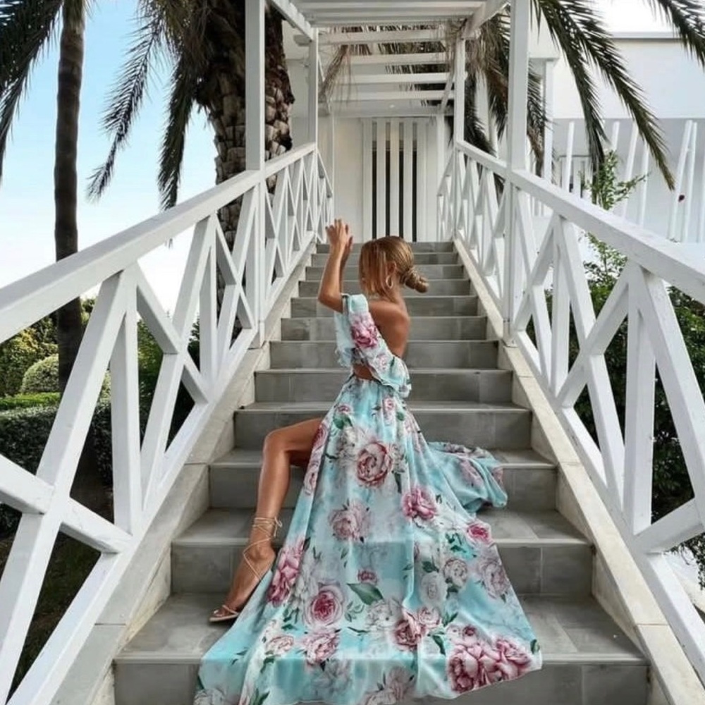 Beautiful flower dress M
